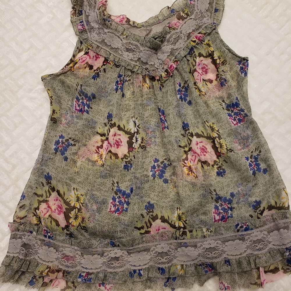 Lace trim top